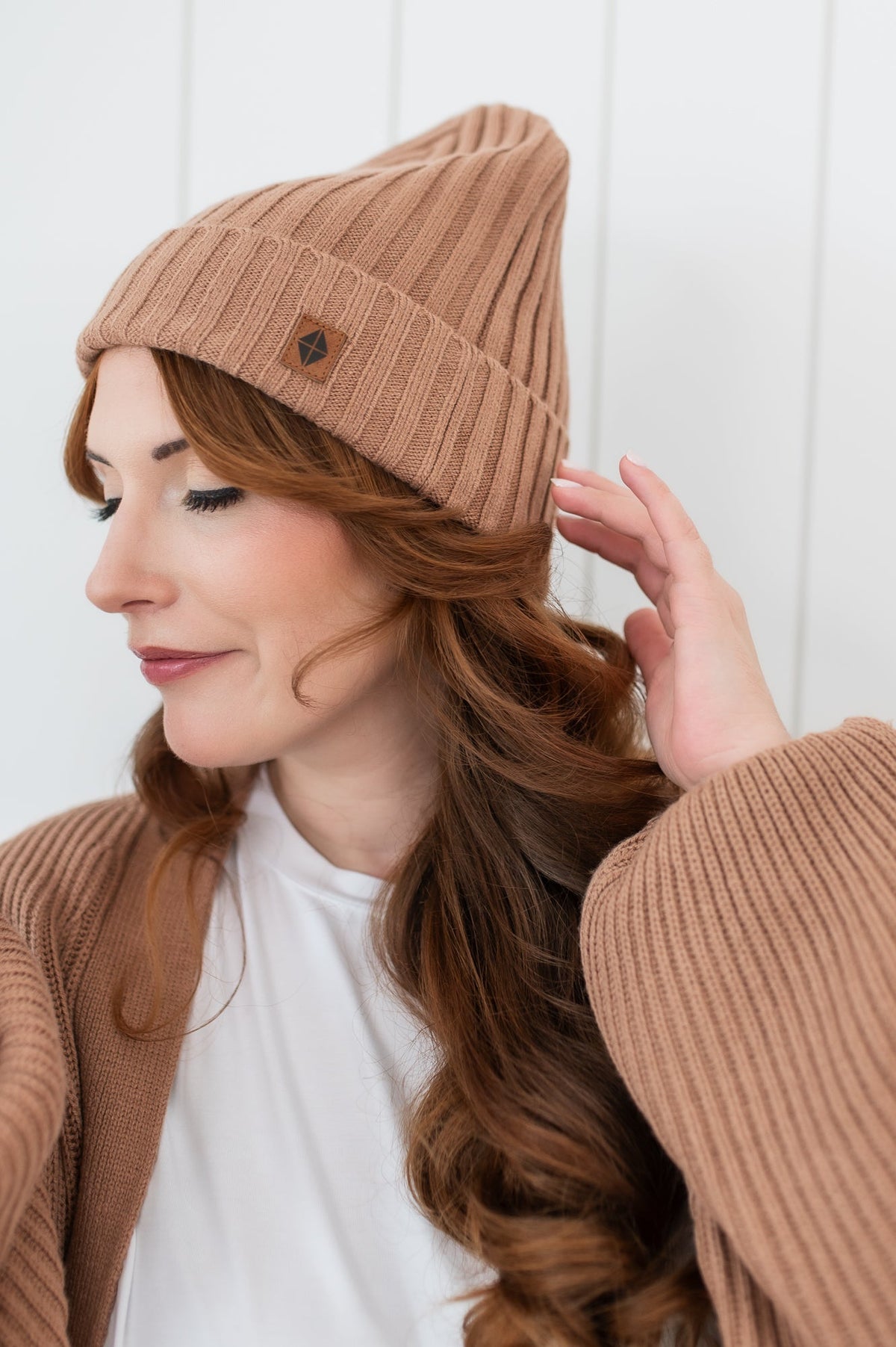 Chunky Knit Ribbed Beanie in Latte