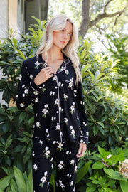 Long-Sleeved Women's Pajama Set in Big Midnight Magnolia