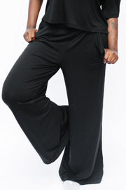 Women's Wide Leg Pant in Midnight