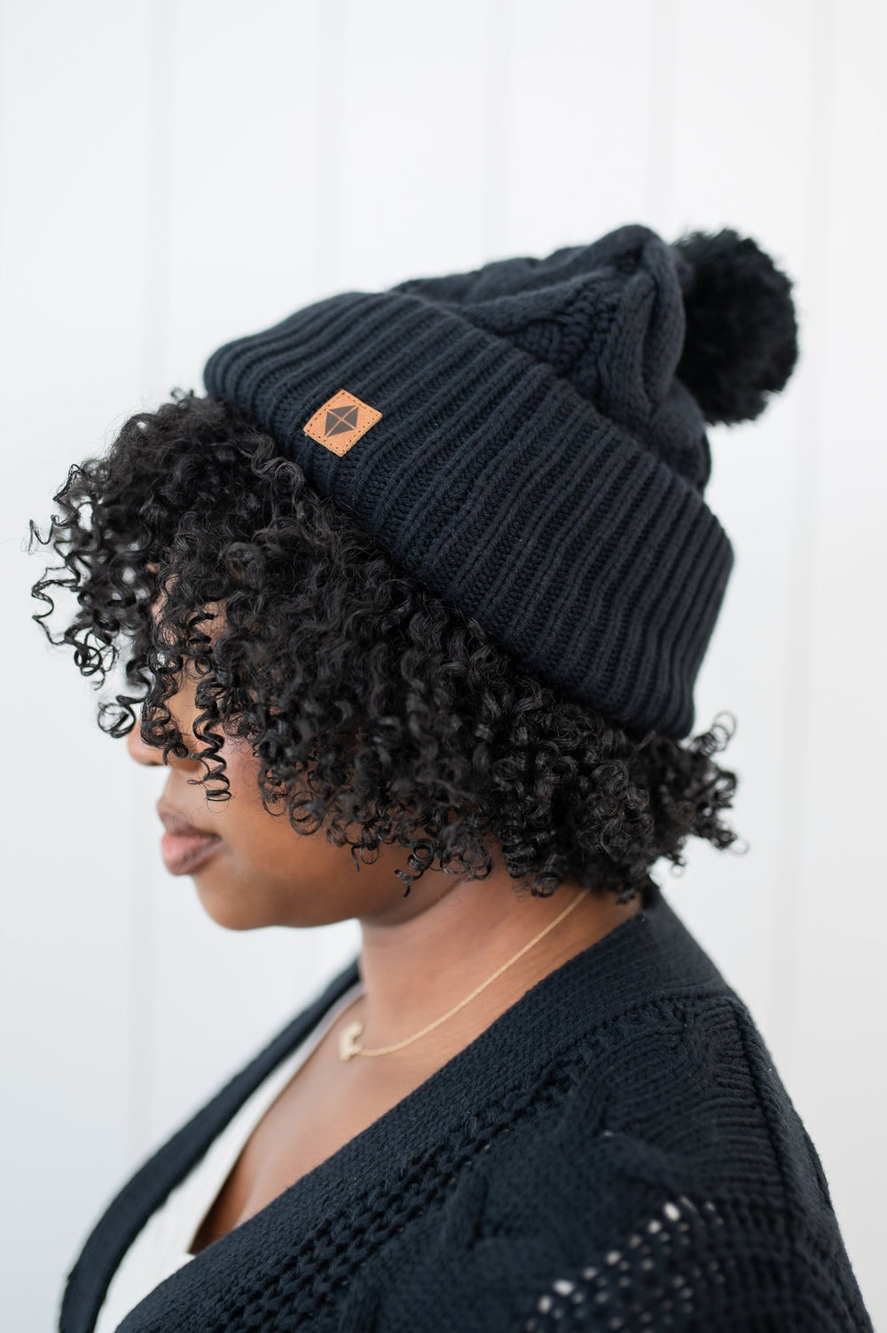 Cable Knit Pom Beanie in Midnight