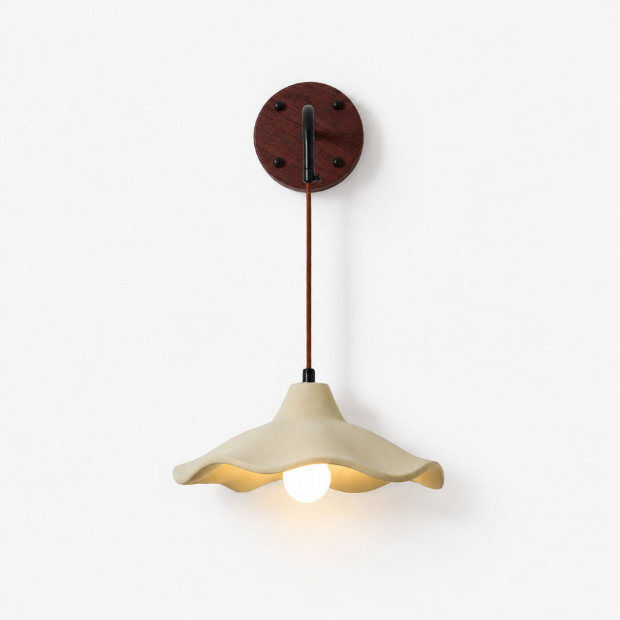 Mirella Sconce