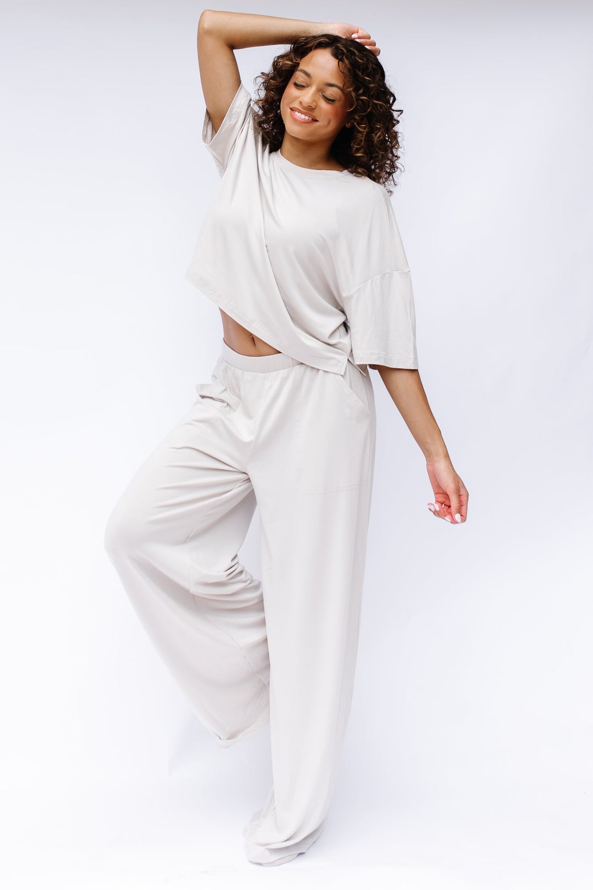 Women's Wide Leg Pant in Oat
