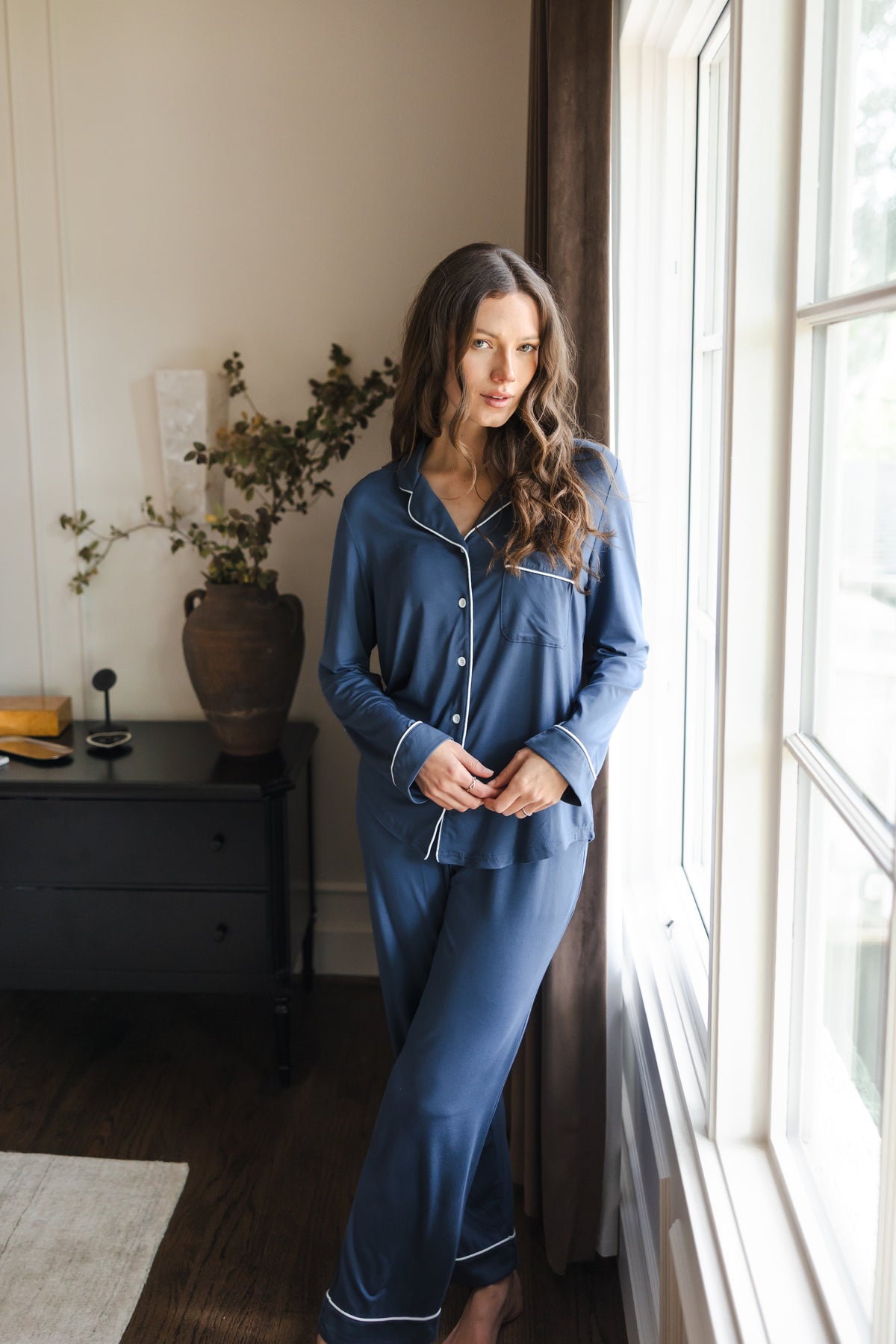 Long-Sleeved Women's Pajama Set in Oxford
