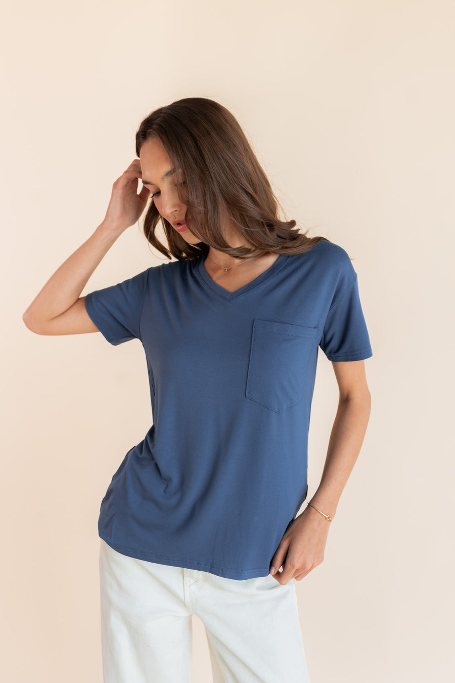 Women's Oversized V-Neck Tee in Oxford