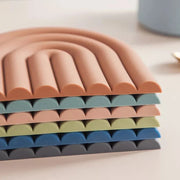 Sleepwyn Rainbow Silicone Trivets (2 Pcs)