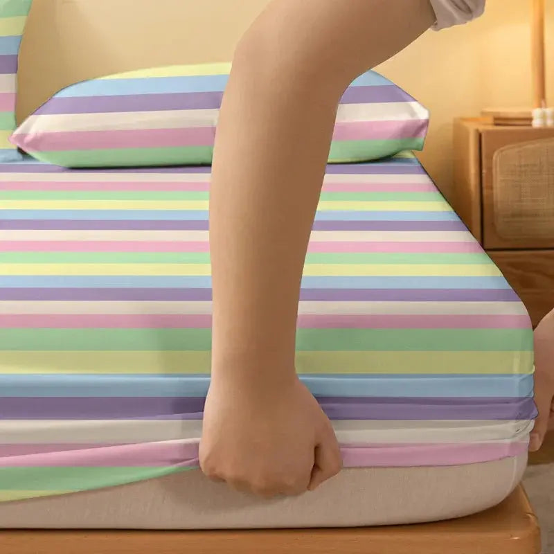 Sleepwyn Rainbow Fitted Sheet