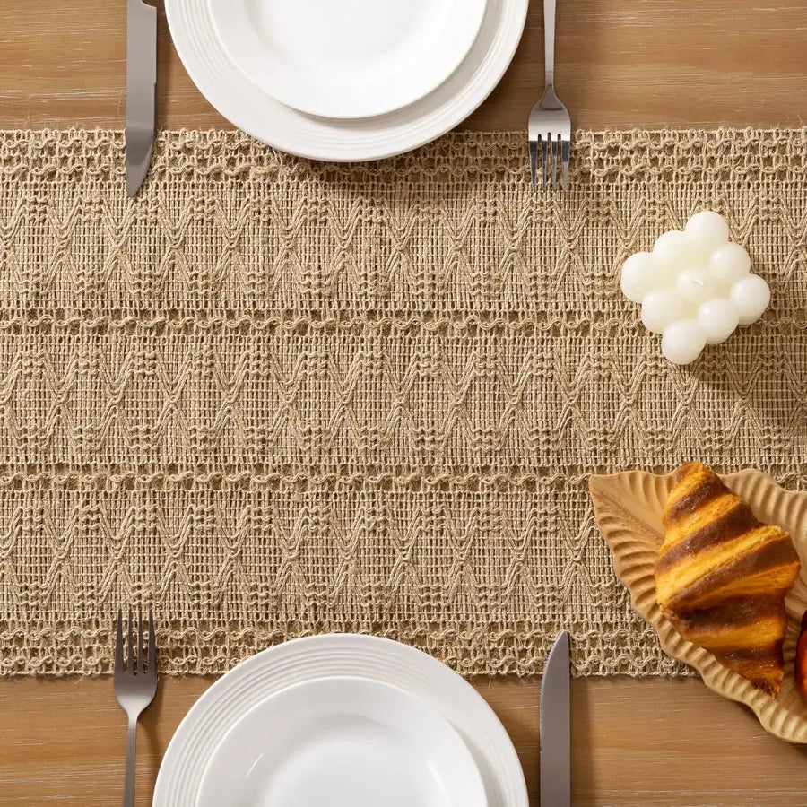 Sleepwyn Macrame Table Runner