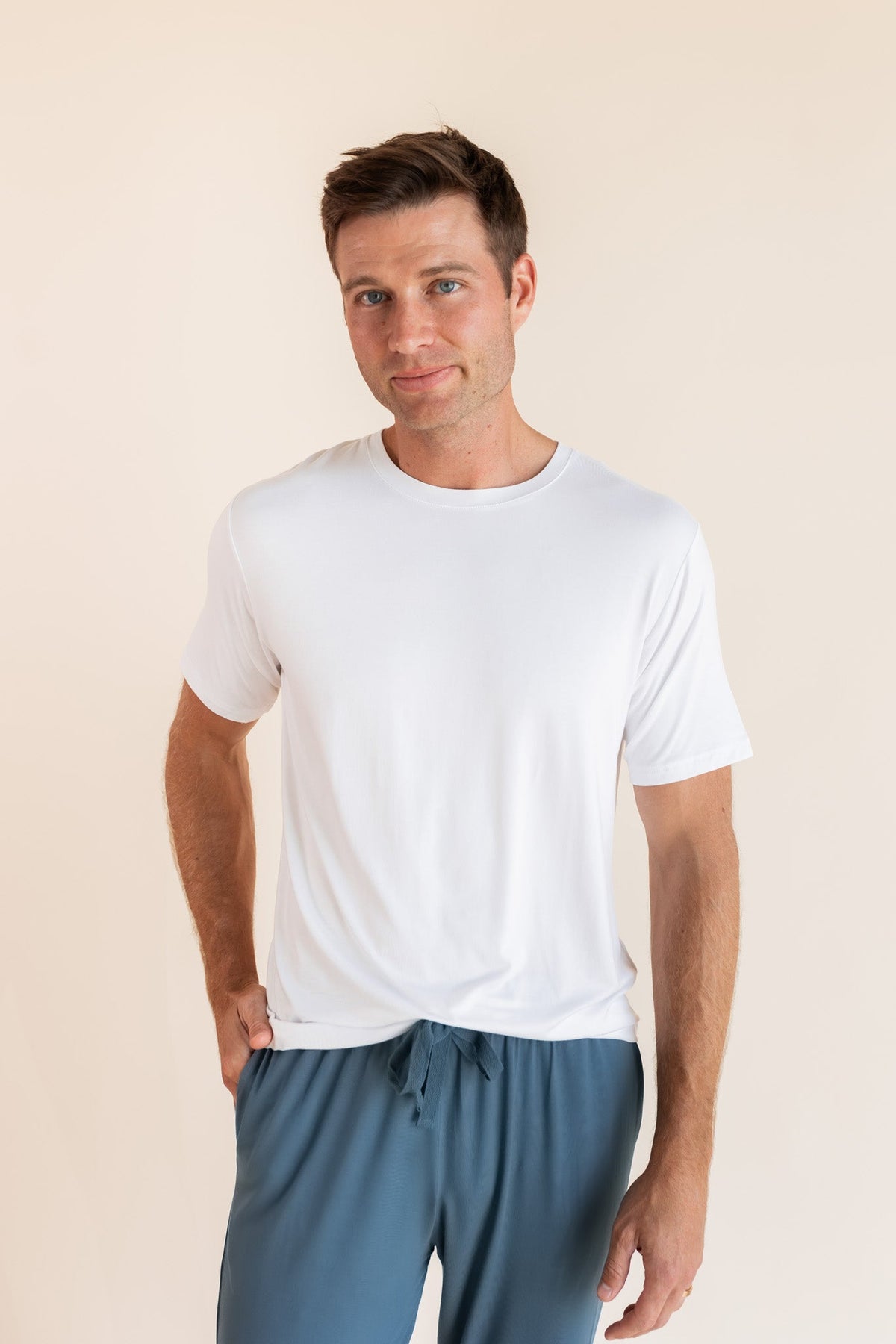 Men's Crew Neck Tee in Snow