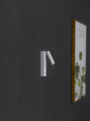 Uno Wall Lamp