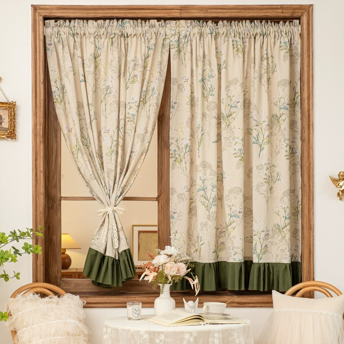 Garden Print Curtain with Forest Green Ruffle Trim