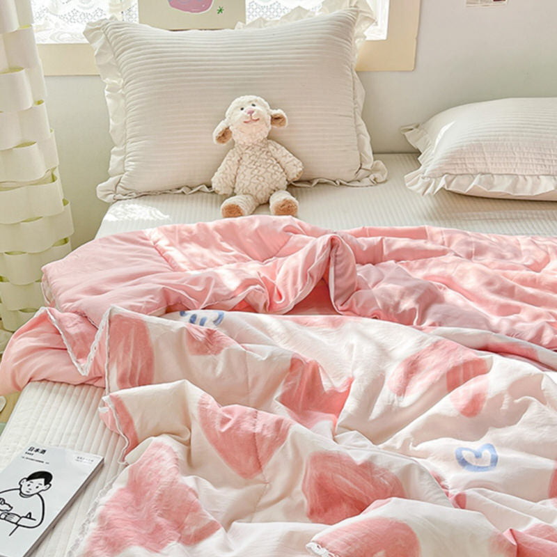 Pink Hearts Print Quilt