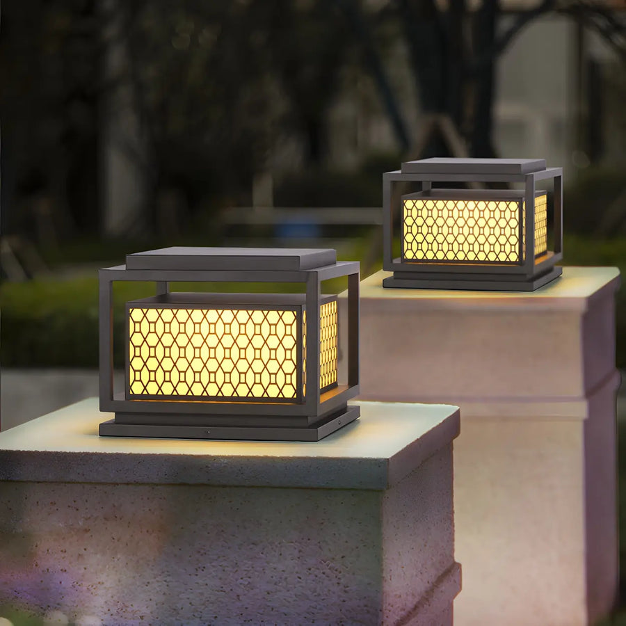 Fashion Square Pattern Metal LED Outdoor Solar Pillar Light
