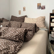 French Aesthetic Vintage Brown Flowers Bedding Set