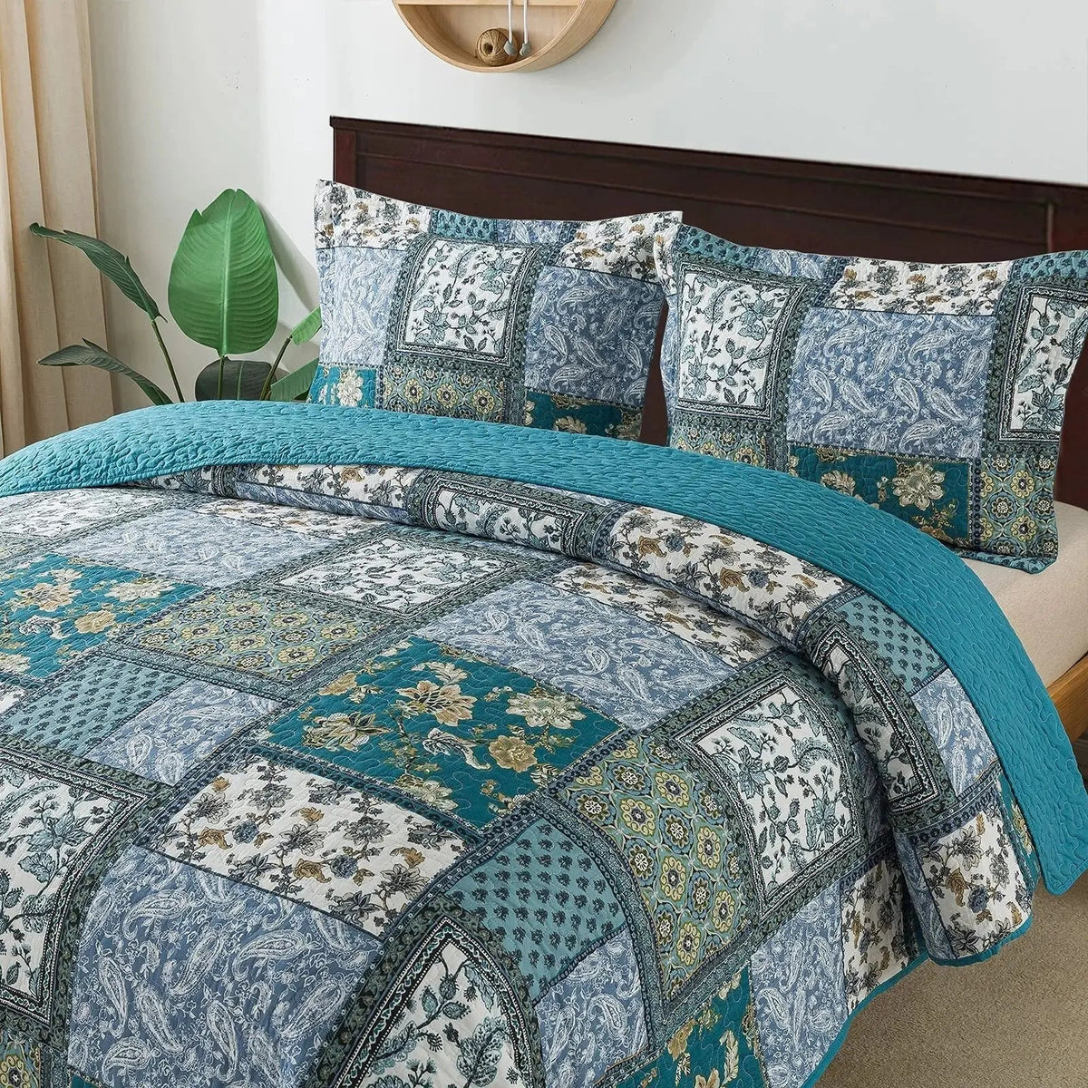 Sleepwyn Patchwork Quilt Set