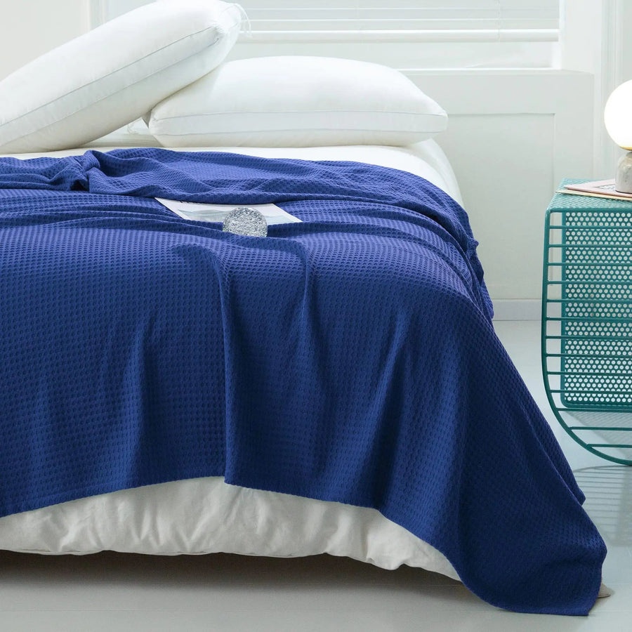 Sleepwyn Breathable Bamboo Cooling Blanket