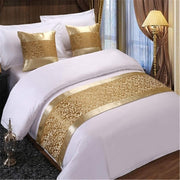 Sleepwyn Champagne Bed Runner