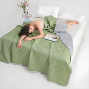 Sleepwyn Lightweight Dual Sided Cooling Blanket