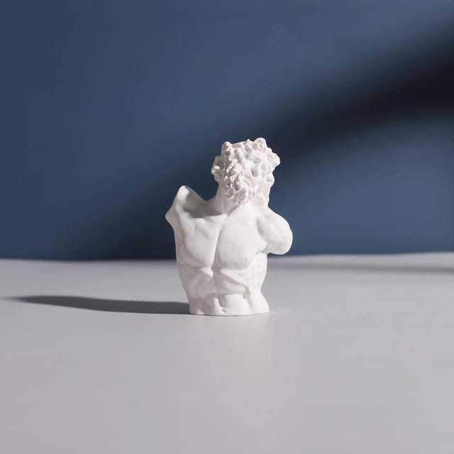 Mini Bust Figurines