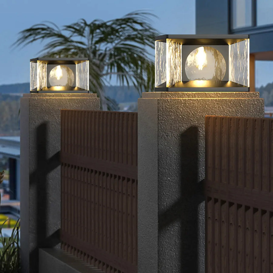 Modern Metal Solar LED Square Fence Pillar Cap Light