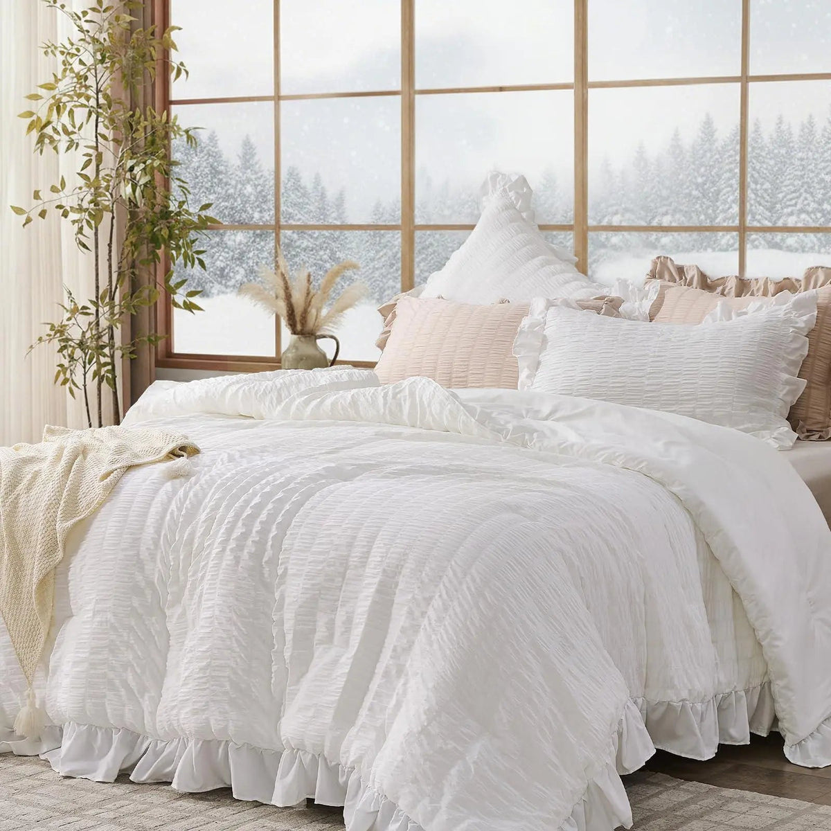 Sleepwyn Korean Lace Seersucker Bedding Set