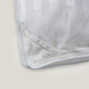 Heavyweight Silk 450 Goose Down Fill Comforter