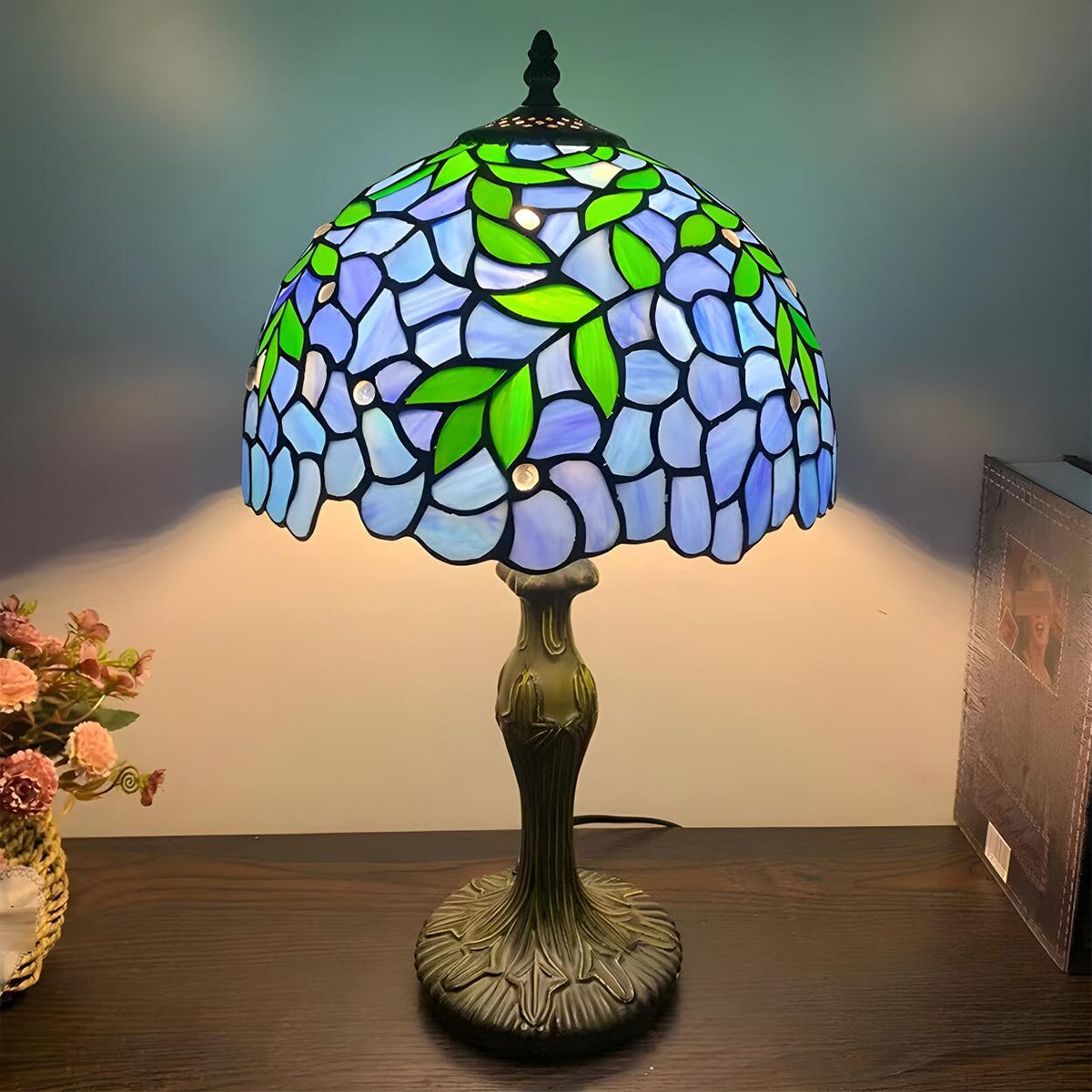 Simple Tiffany Style Dome Stained Glass Table Lamp