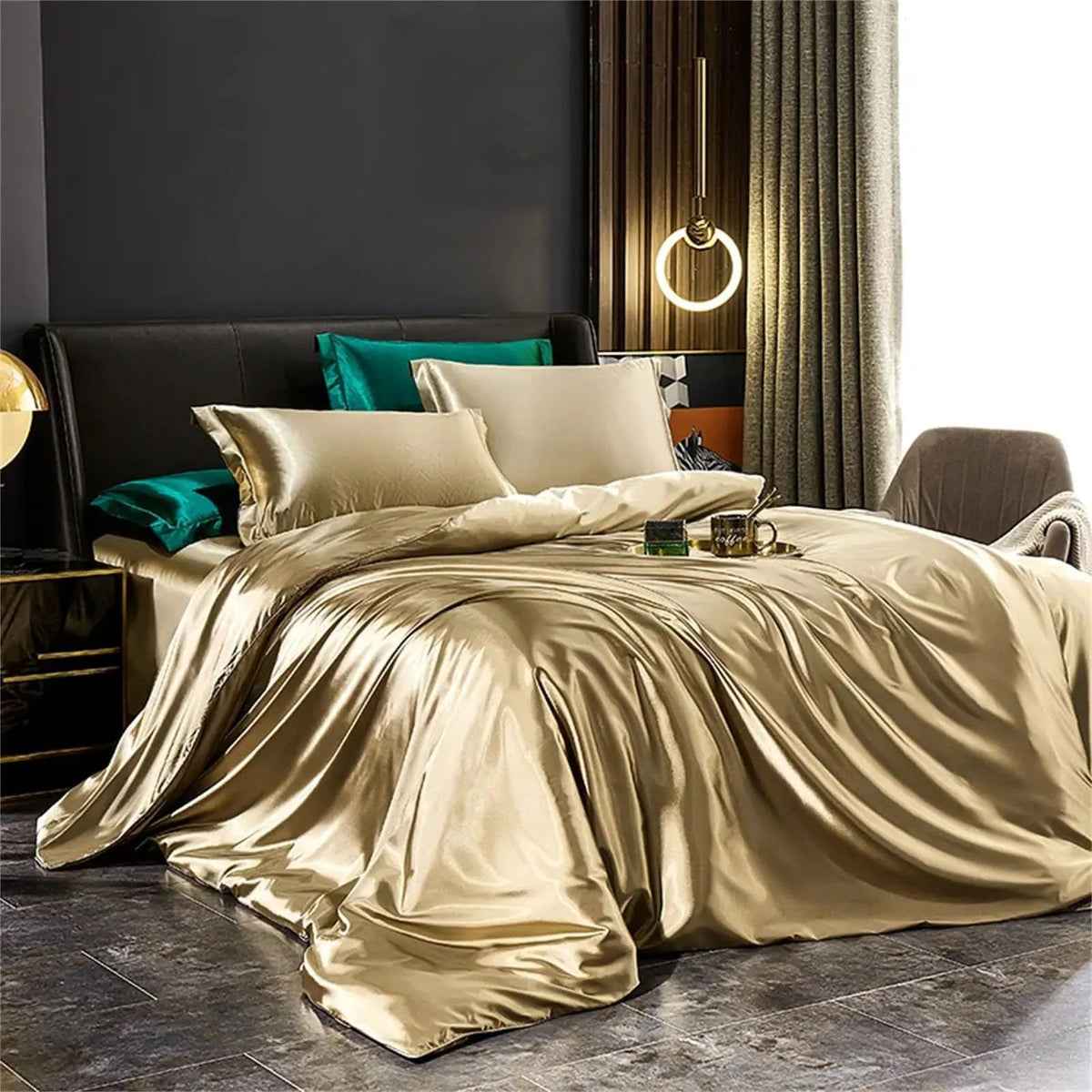 Sleepwyn Mulberry Silk Bedding Set with Duvet Sheet Pillowcases
