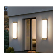Waterproof Vertical Metal LED Outdoor Wall Sconce