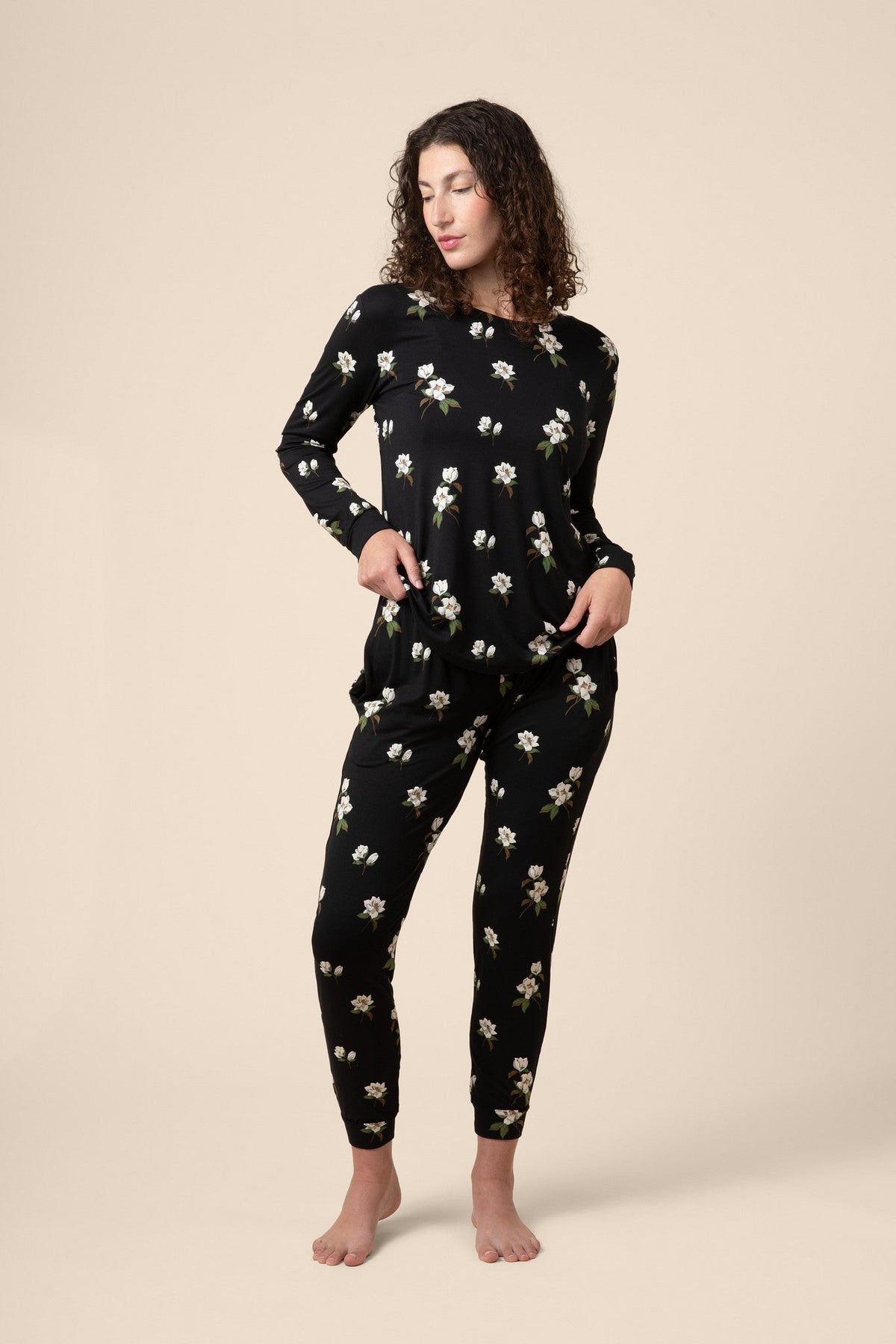 Women's Jogger Pajama Set in Big Midnight Magnolia